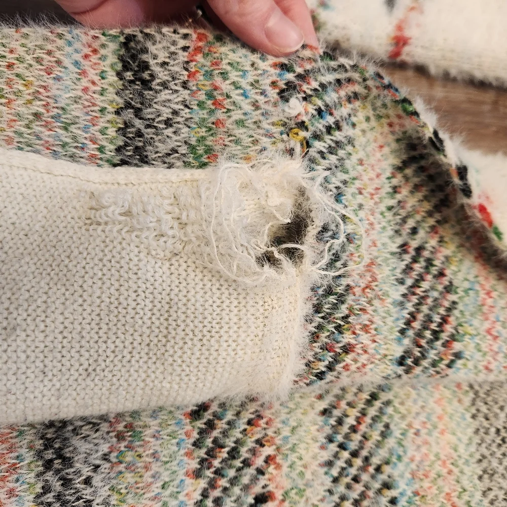 Takara Sweater - Picture 5 of 6